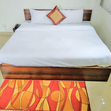 The Radiance Suites And Apartment New Delhi Extérieur photo