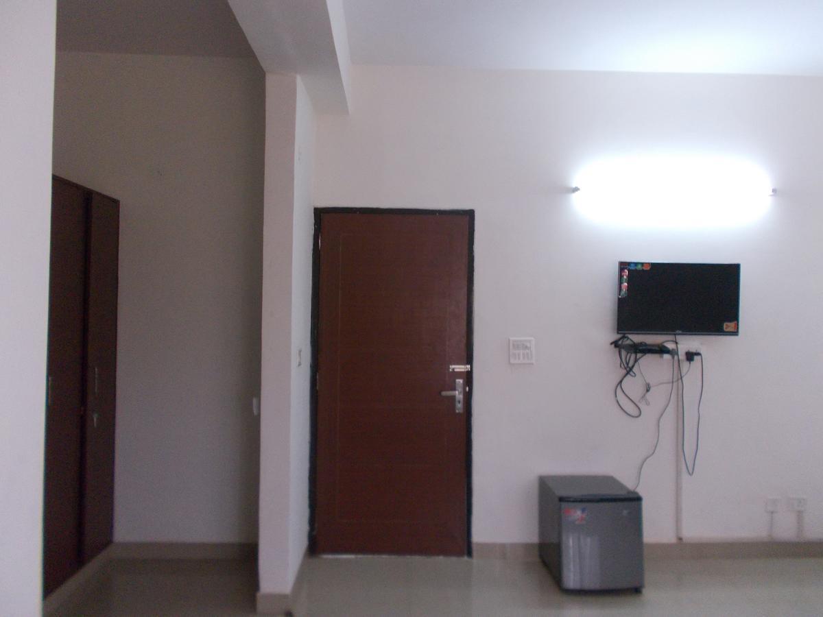 The Radiance Suites And Apartment New Delhi Extérieur photo