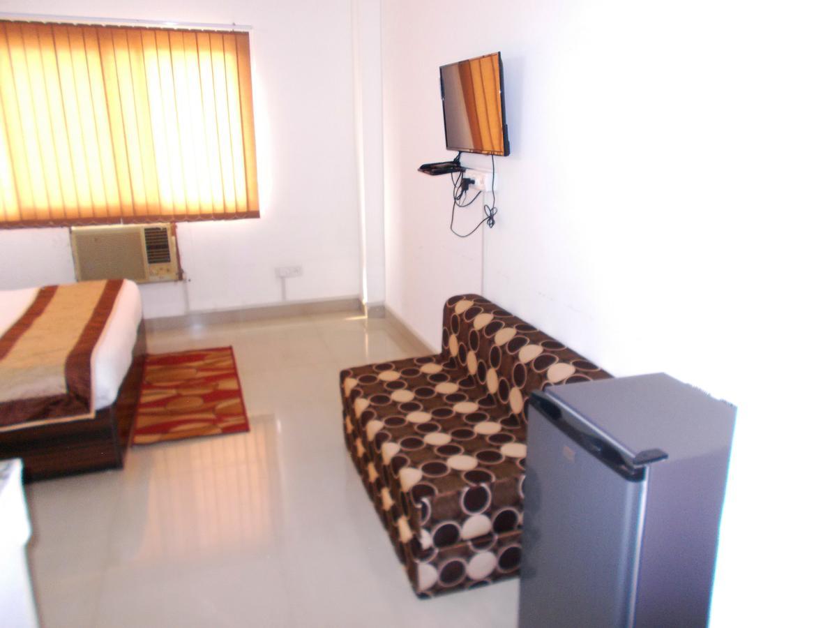 The Radiance Suites And Apartment New Delhi Extérieur photo