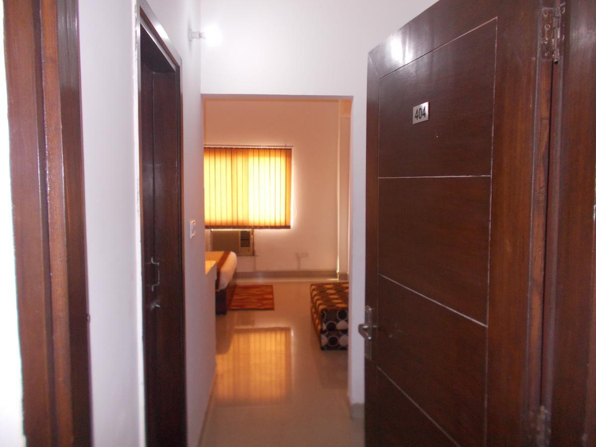The Radiance Suites And Apartment New Delhi Extérieur photo