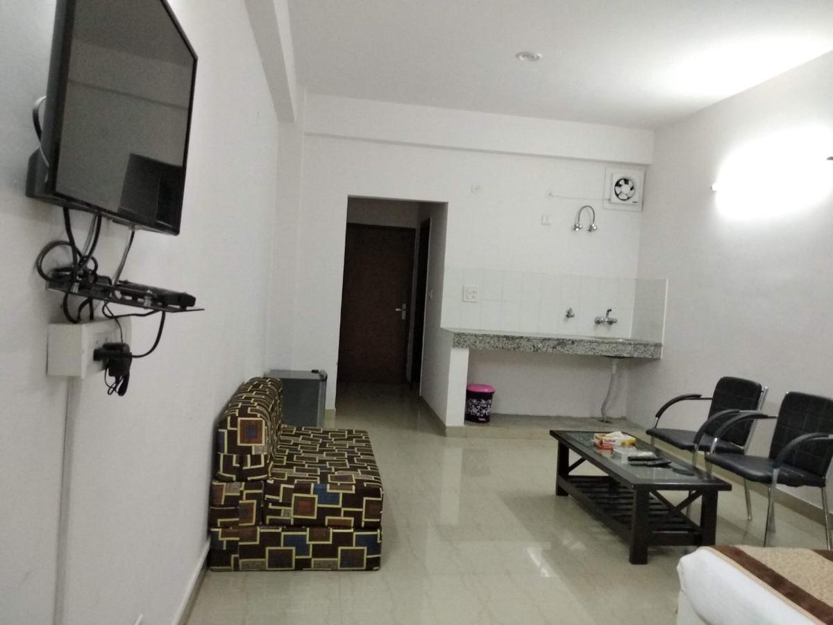 The Radiance Suites And Apartment New Delhi Extérieur photo