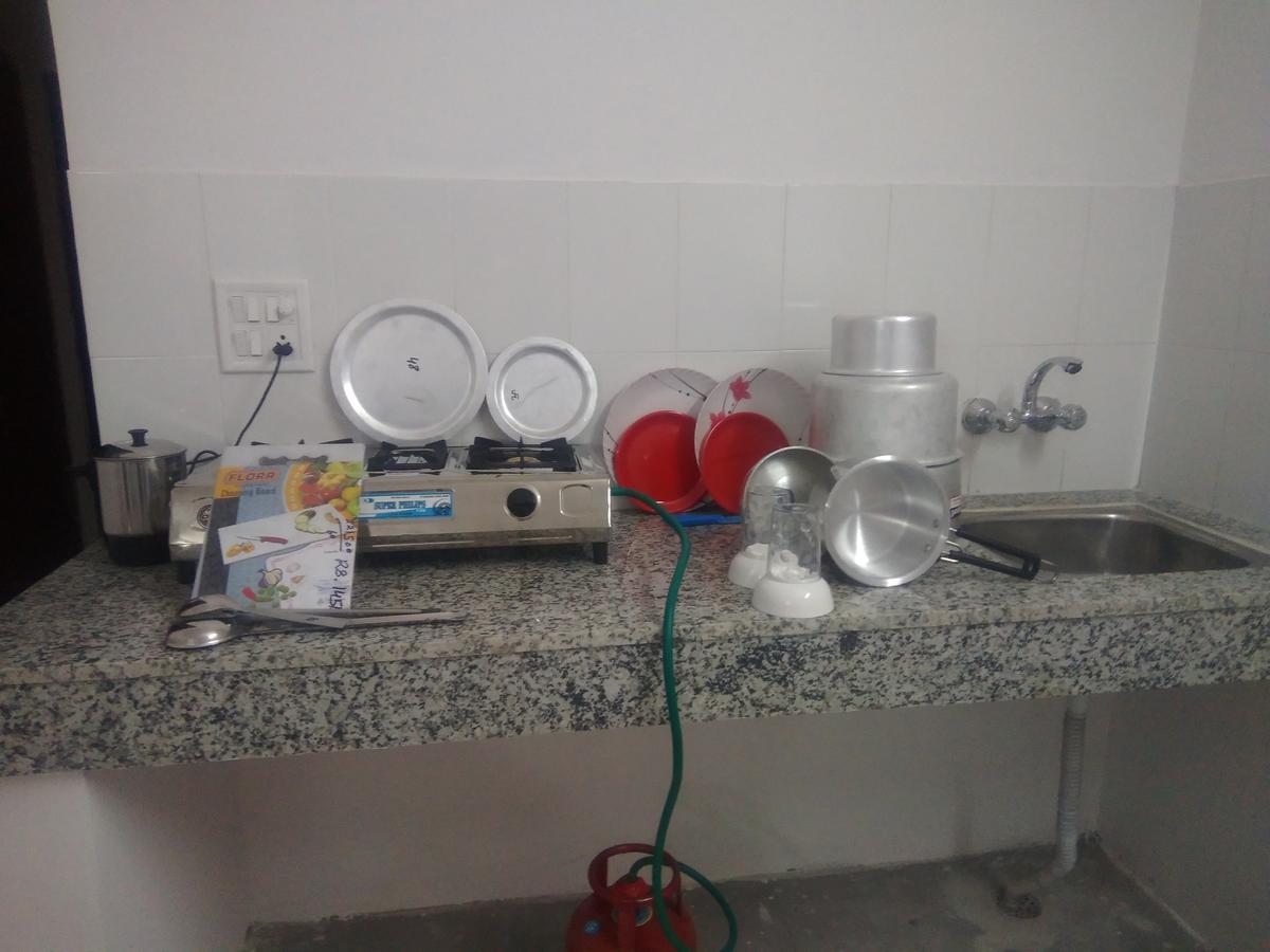 The Radiance Suites And Apartment New Delhi Extérieur photo