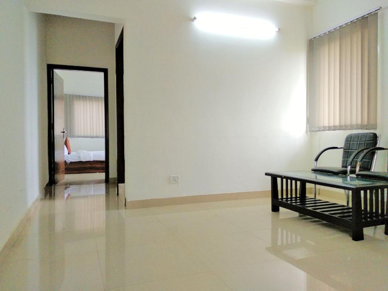 The Radiance Suites And Apartment New Delhi Extérieur photo