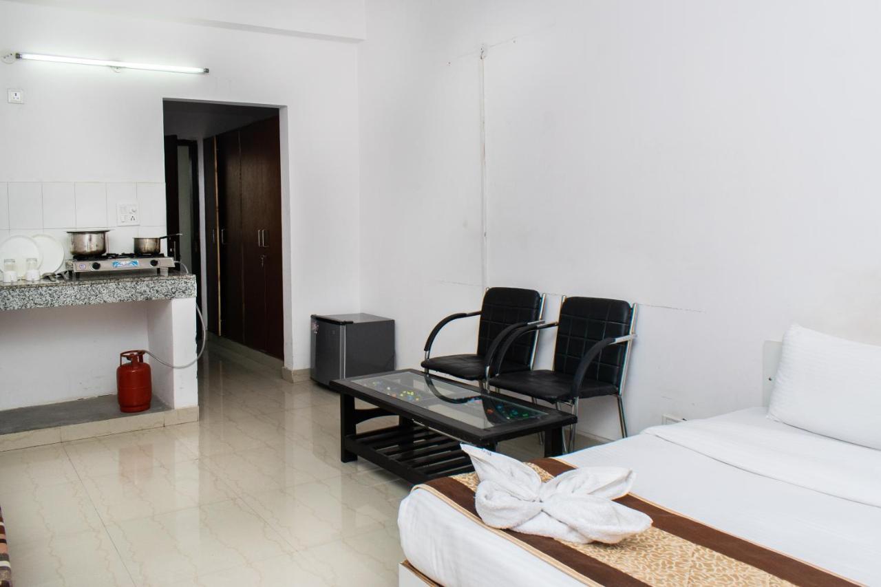 The Radiance Suites And Apartment New Delhi Extérieur photo